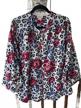 Ariat Floral and Leopard Print Button-Up Shirt Medium
